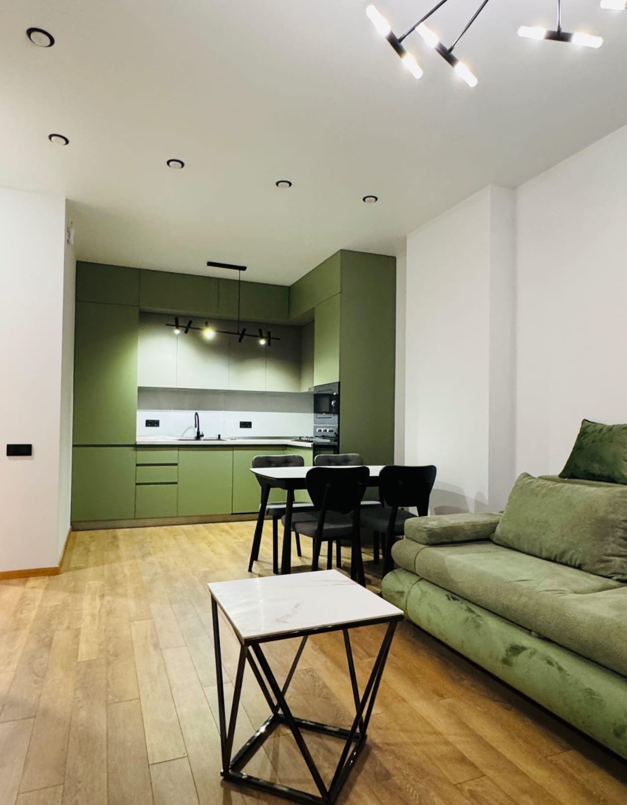 One Bedroom Apartment For Rent On Marshal Gelovani Aveniu