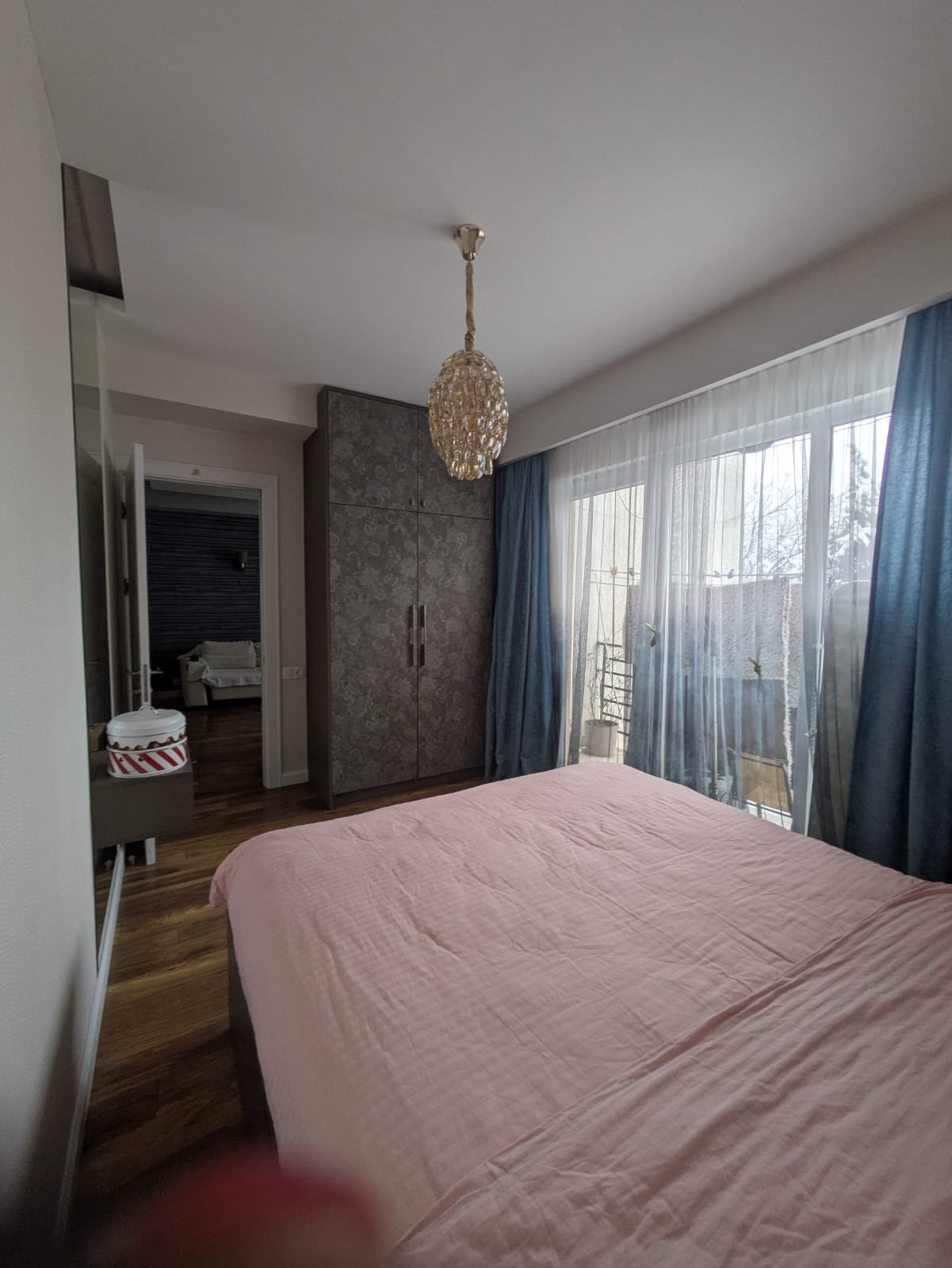 4 room 3 bedroom apartment in sanzona (nearcaucasian international Univercity)
