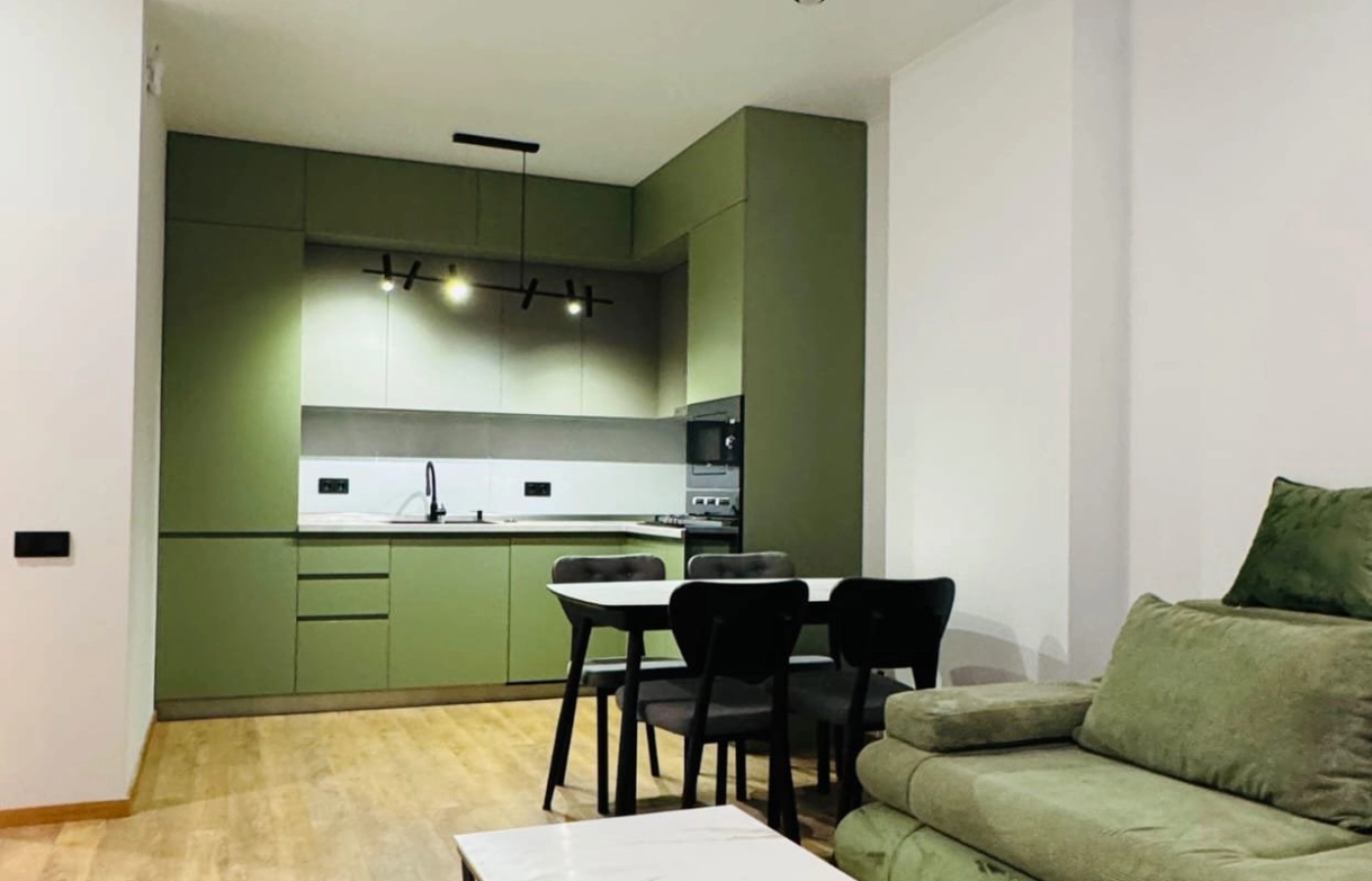 One Bedroom Apartment For Rent On Marshal Gelovani Aveniu