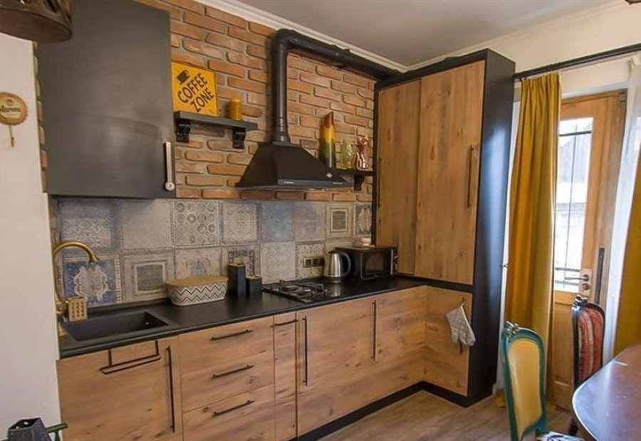 3 Bedroom Apartment For Rent On Mtatsminda