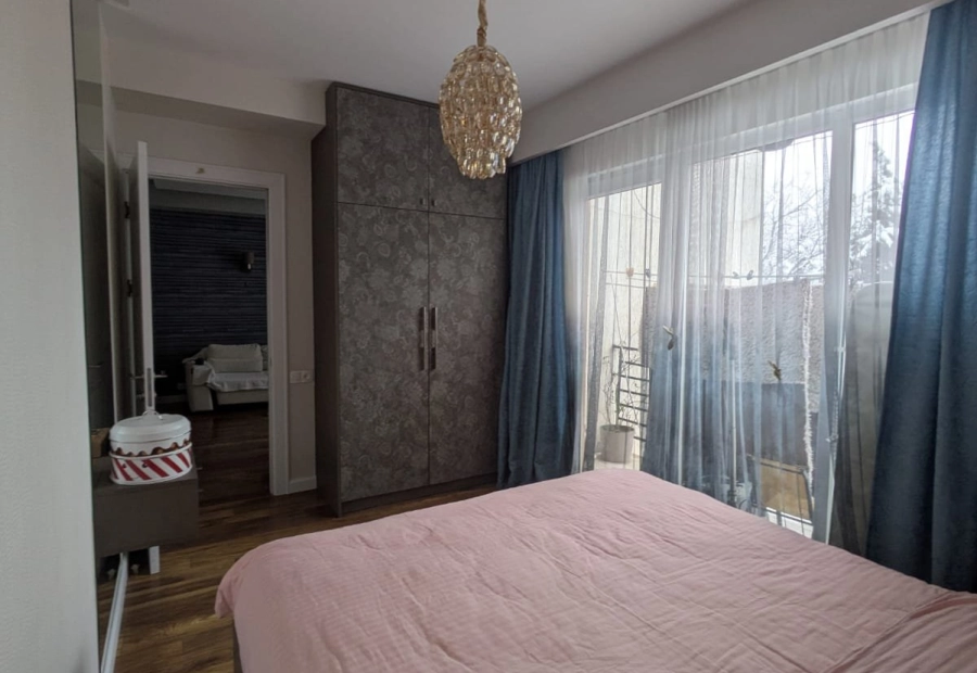 4 room 3 bedroom apartment in sanzona (nearcaucasian international Univercity)
