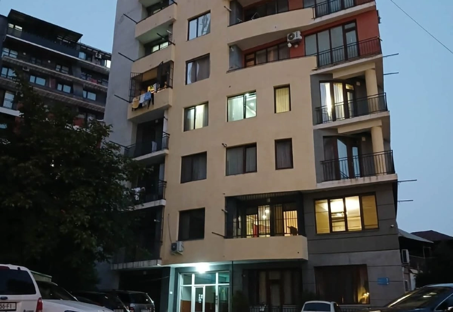 sale 4 room apartment in saburtalo